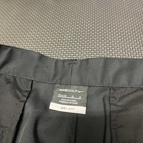 Nike Mens Dri Fit Tech Flat Front Golf Pants Size  35x32  319685-012 black - Picture 4 of 5